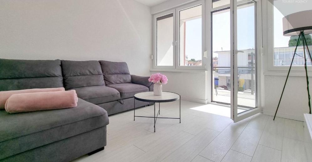 Bella Apartment Umag Exterior photo